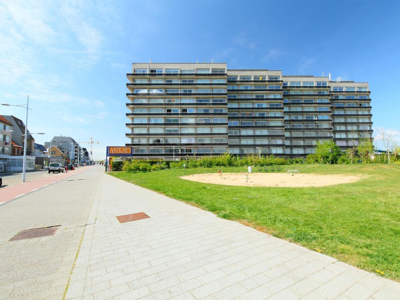 Studio Residentie Astrid-3 By Interhome Bredene Exteriör bild